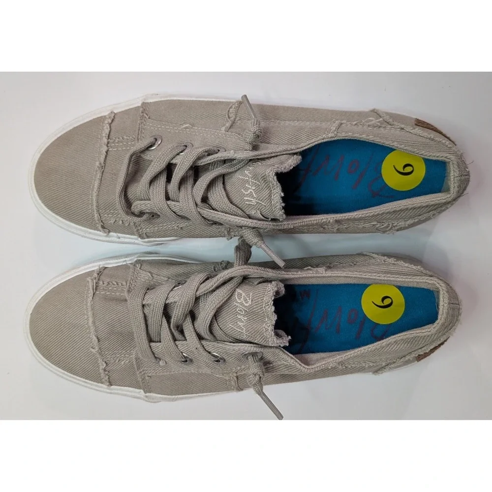Blowfish Malibu Canvas Sneakers Womens 9 Gray Excellent Distressed Slip On